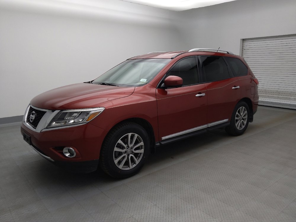 Used 2015 Nissan Pathfinder SL w/ SL Tech Package image 2