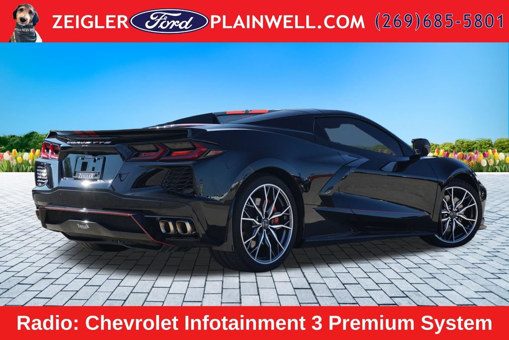 Used 2024 Chevrolet Corvette Stingray Premium Conv w/ Z51 Performance Package RWD image 5