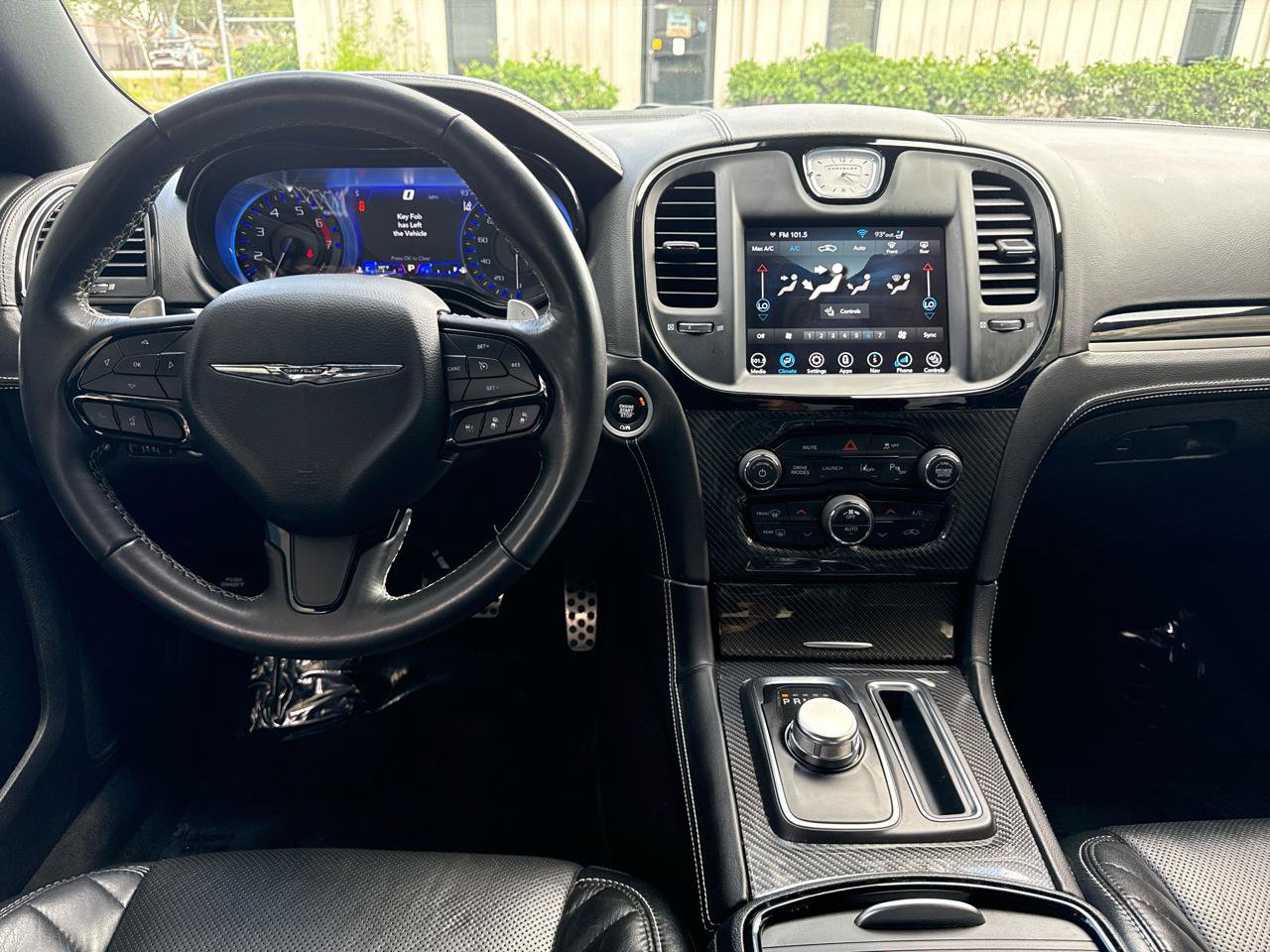 Used 2023 Chrysler 300 C RWD image 20