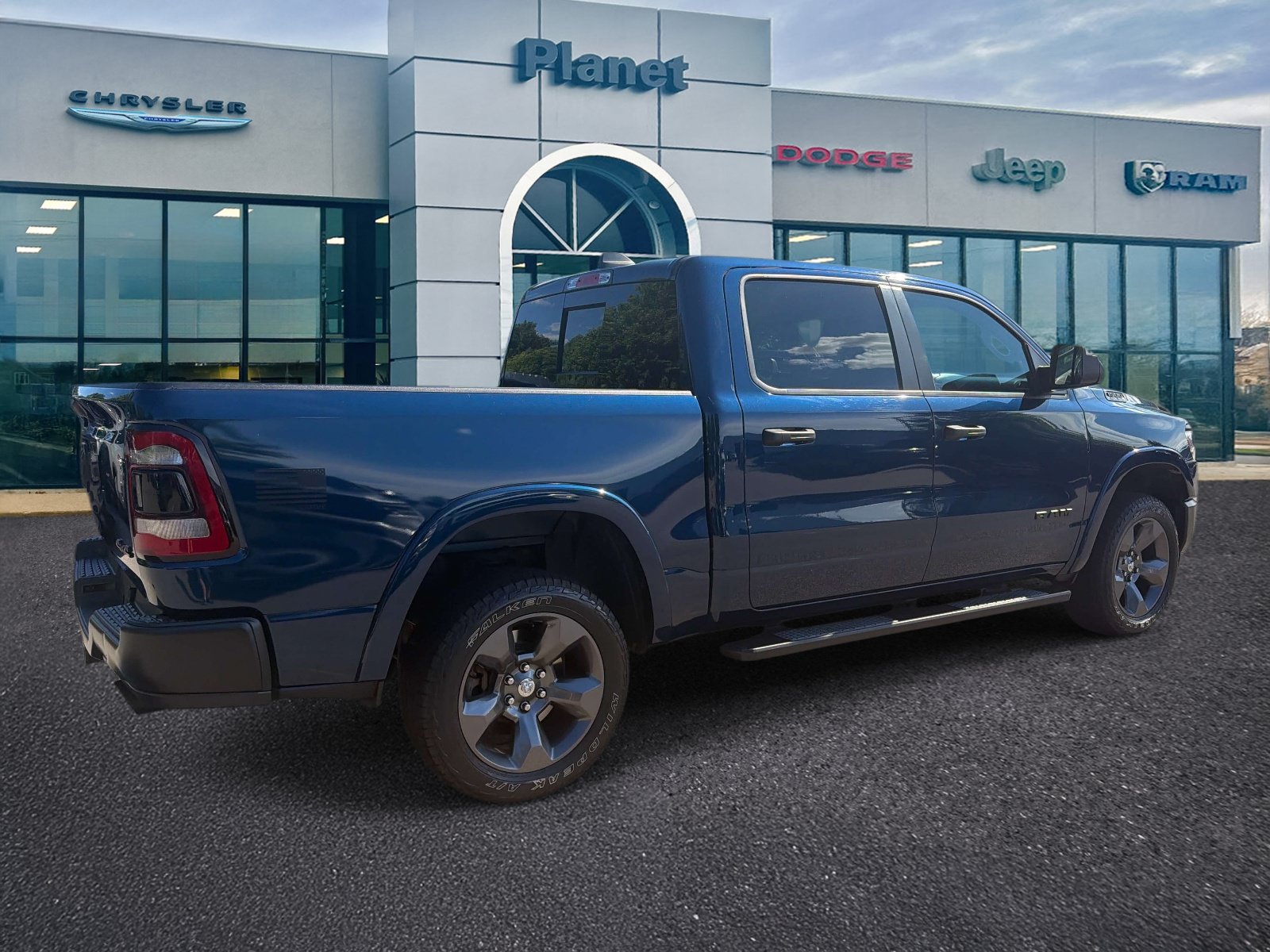 Used 2020 RAM 1500 Big Horn w/ Built-to-serve Edition AWD/4WD image 2