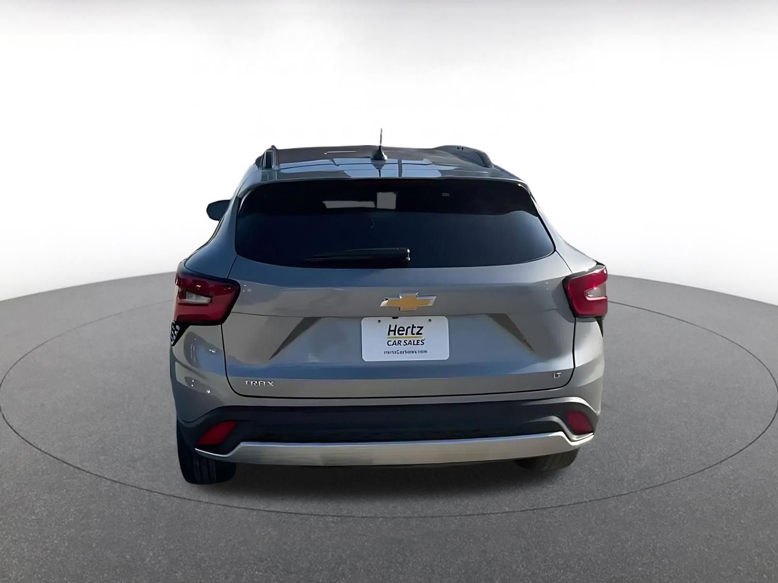 Used 2025 Chevrolet Trax LT image 12