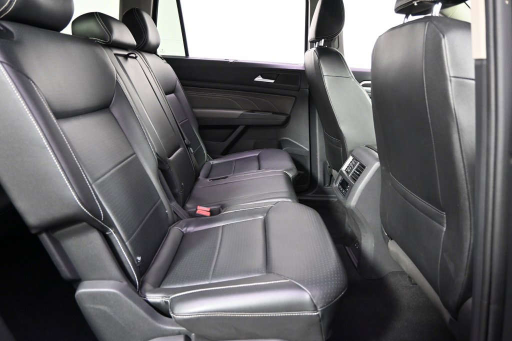 Used 2021 Volkswagen Atlas SE image 18