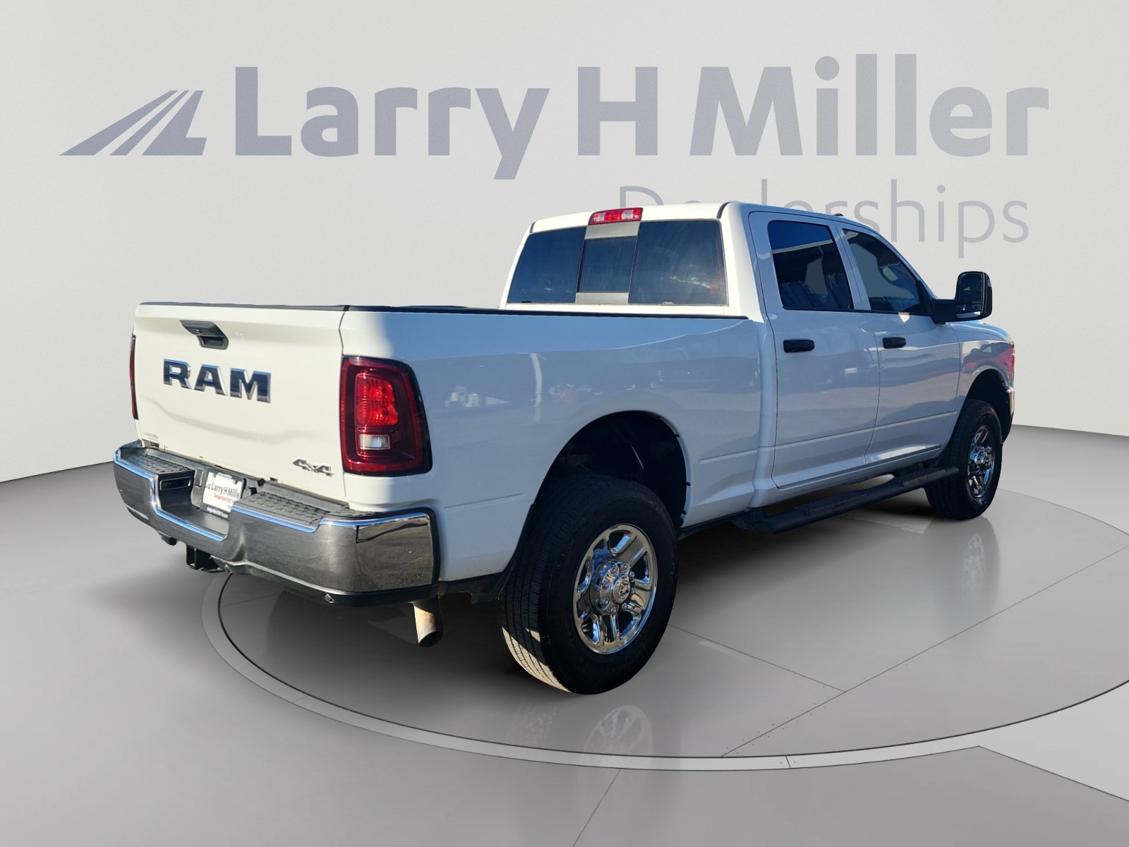 Used 2025 RAM 2500 Tradesman AWD/4WD image 5