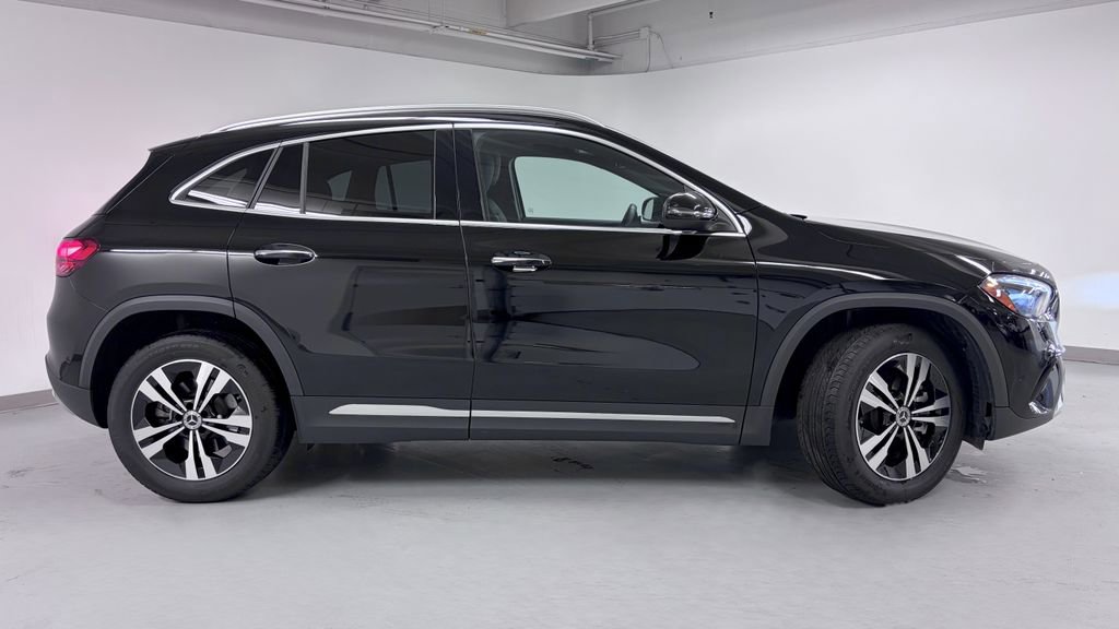 Certified 2025 Mercedes-Benz GLA 250 4MATIC image 6