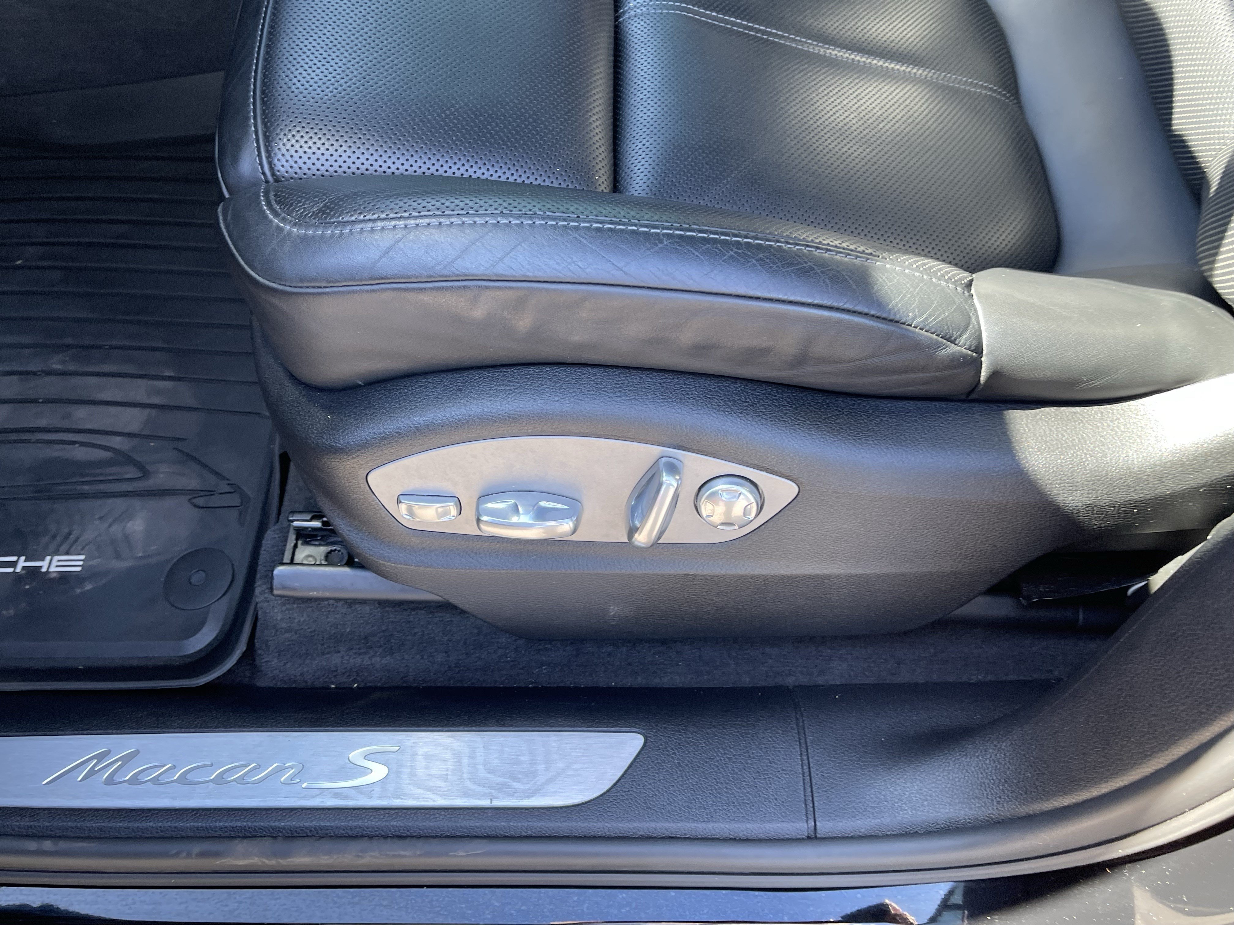 Used 2019 Porsche Macan S AWD/4WD image 19