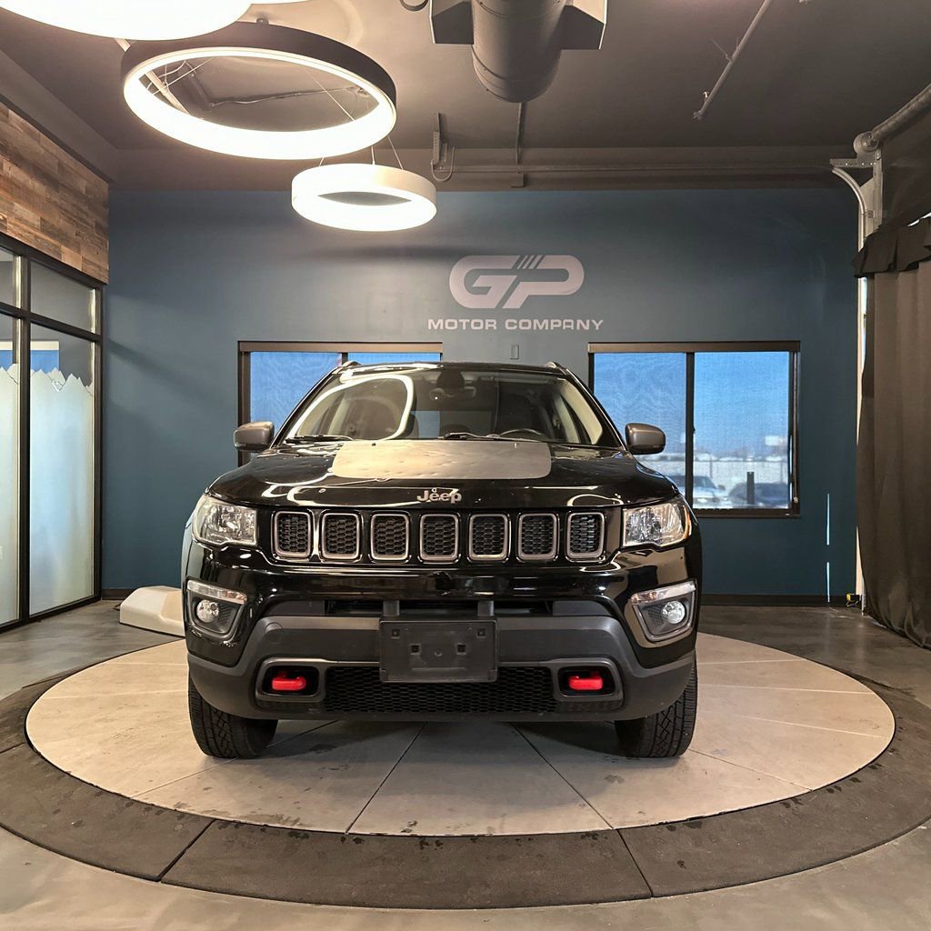 Used 2018 Jeep Compass Trailhawk w/ Leather Interior Group AWD/4WD image 8