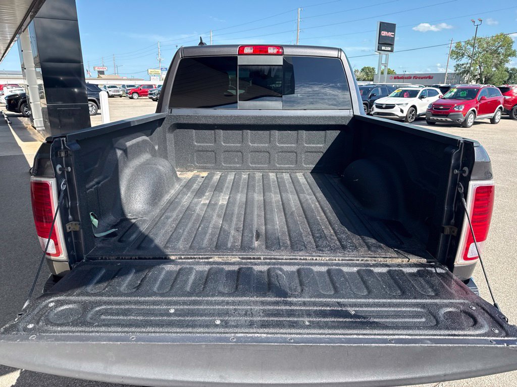 Used 2017 RAM 1500 Laramie w/ Convenience Group AWD/4WD image 13