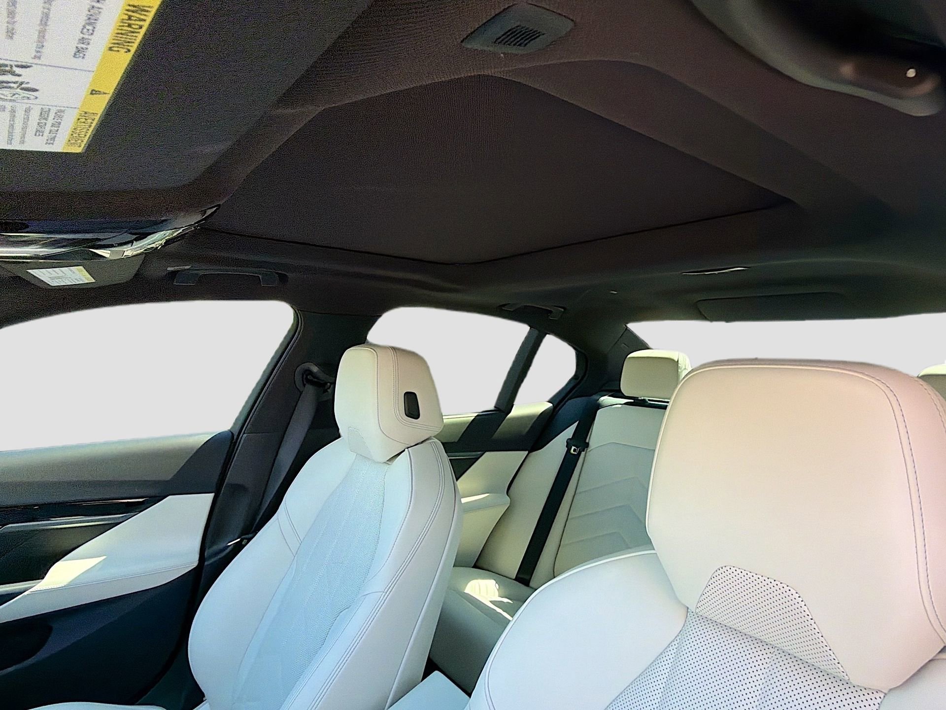 Used 2025 BMW 530i 530i w/ M Sport Package image 28