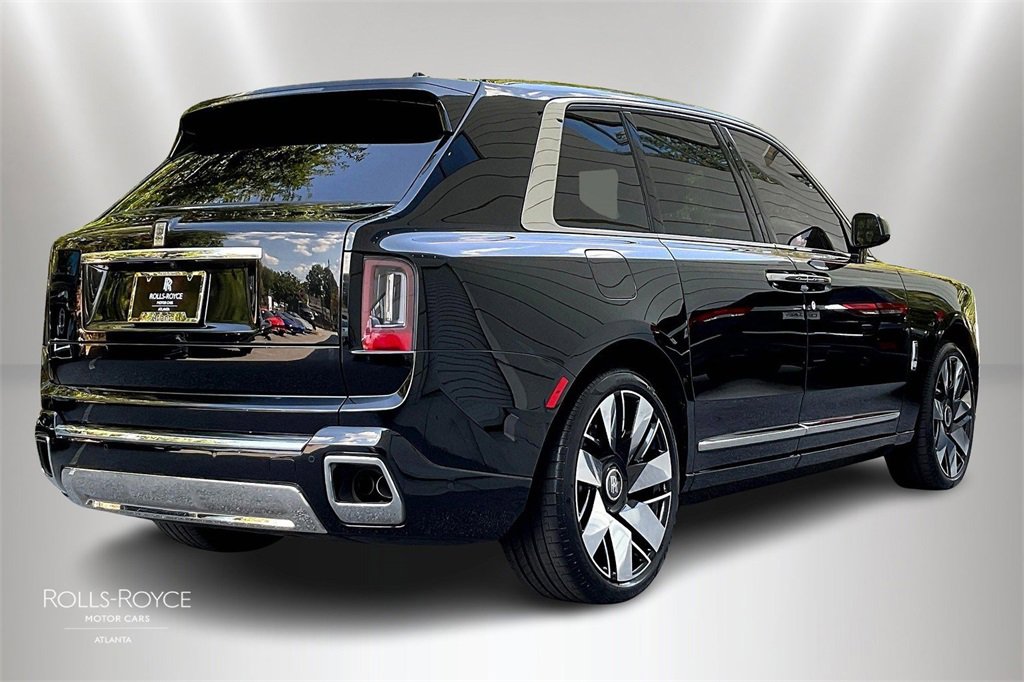 Certified 2025 Rolls-Royce Cullinan image 2