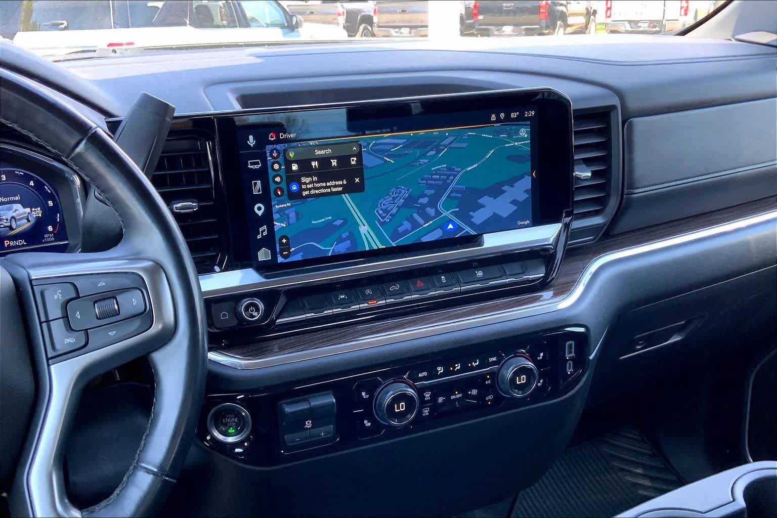 Used 2025 Chevrolet Silverado 1500 LT AWD/4WD image 12