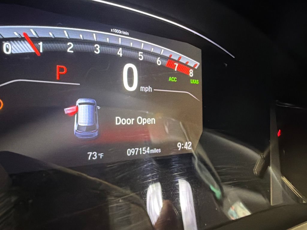 Used 2019 Honda CR-V Touring image 3