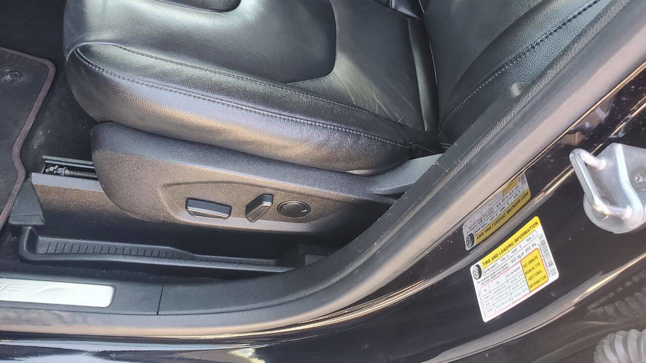 Used 2022 Ford Edge Titanium AWD/4WD image 10