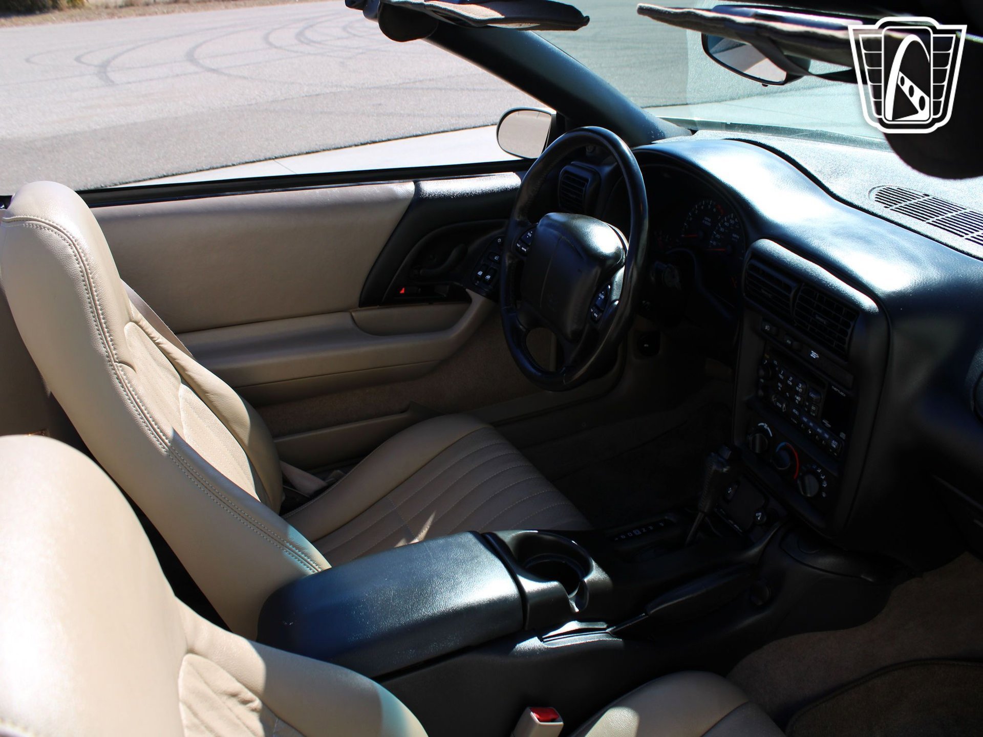 Used 2002 Chevrolet Camaro LT image 9