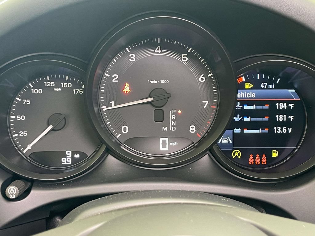New 2026 Porsche Macan AWD/4WD image 46