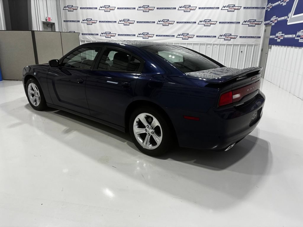 Used 2014 Dodge Charger SE w/ Sport Appearance Group RWD image 4