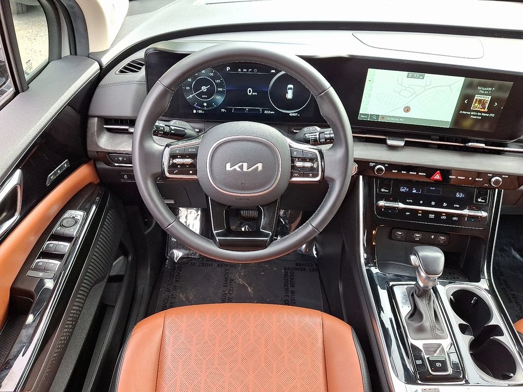 Used 2024 Kia Carnival SX FWD image 12