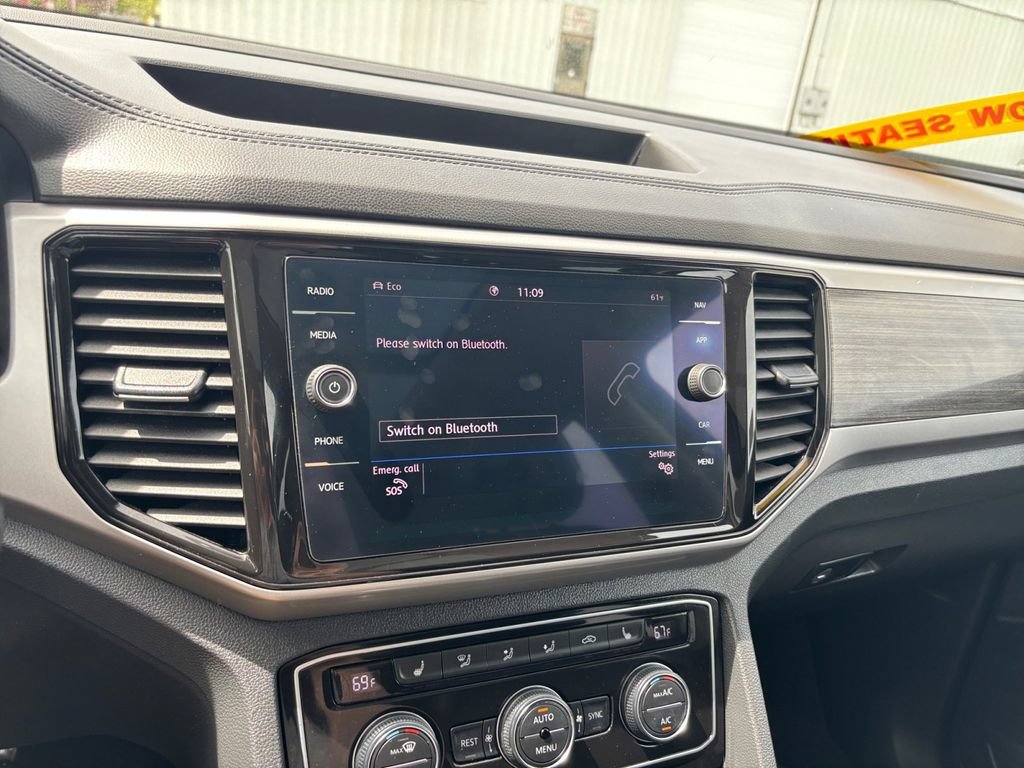 Used 2021 Volkswagen Atlas SEL AWD/4WD image 23