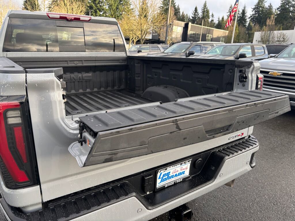 Certified 2025 GMC Sierra 3500 AT4 w/ AT4 Premium Plus Package image 12