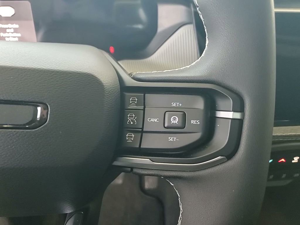 New 2026 Jeep Cherokee Laredo image 16