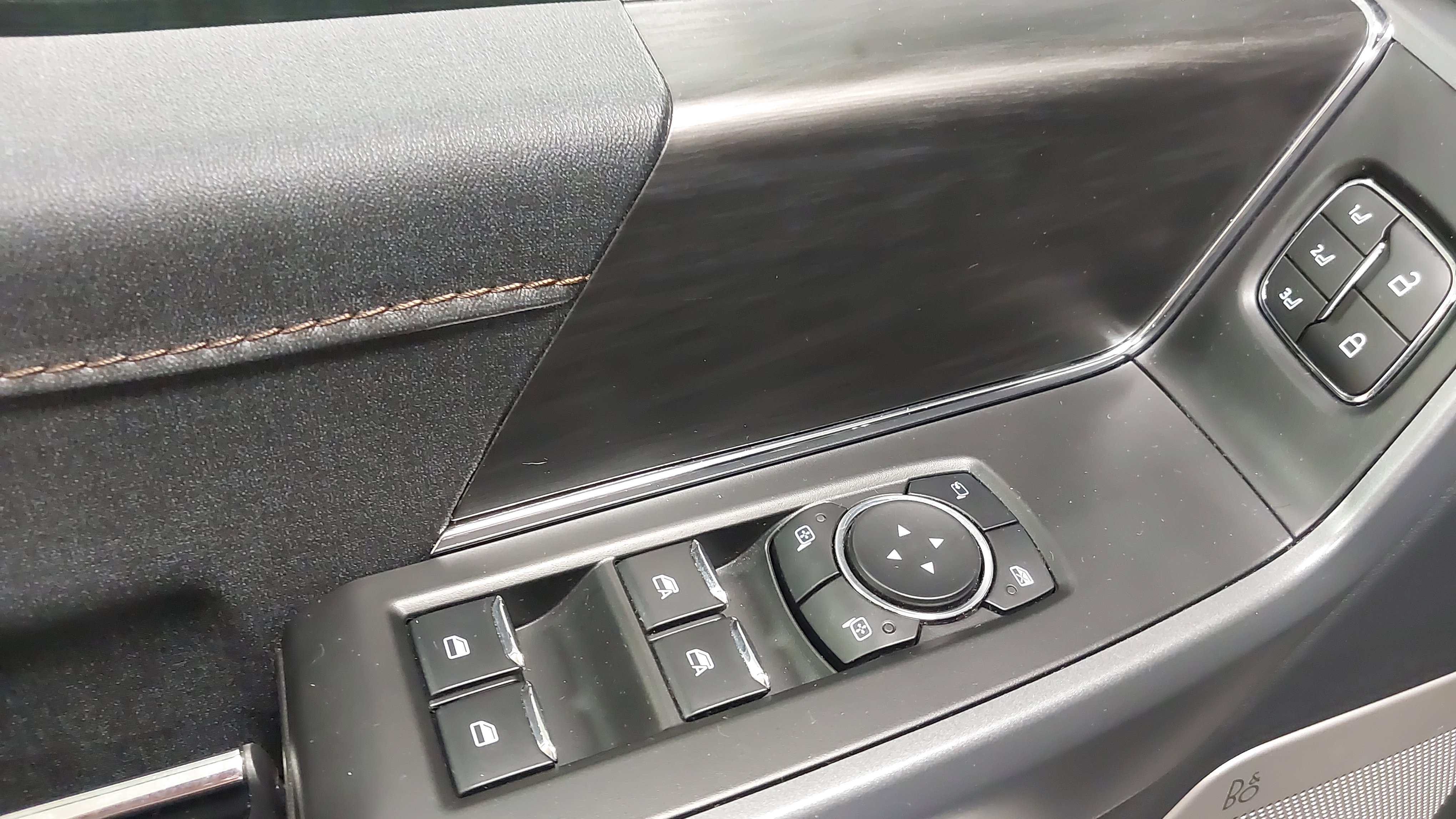 Used 2024 Ford F150 Lariat image 24