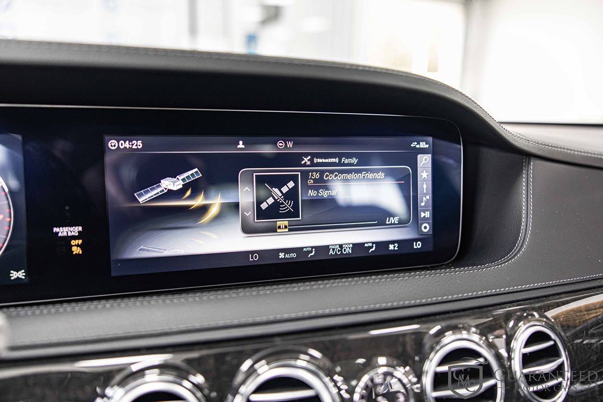 Used 2019 Mercedes-Benz S 560 Sedan image 30