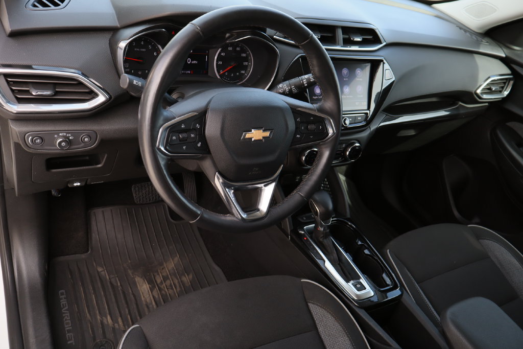 Used 2023 Chevrolet TrailBlazer LT FWD image 11