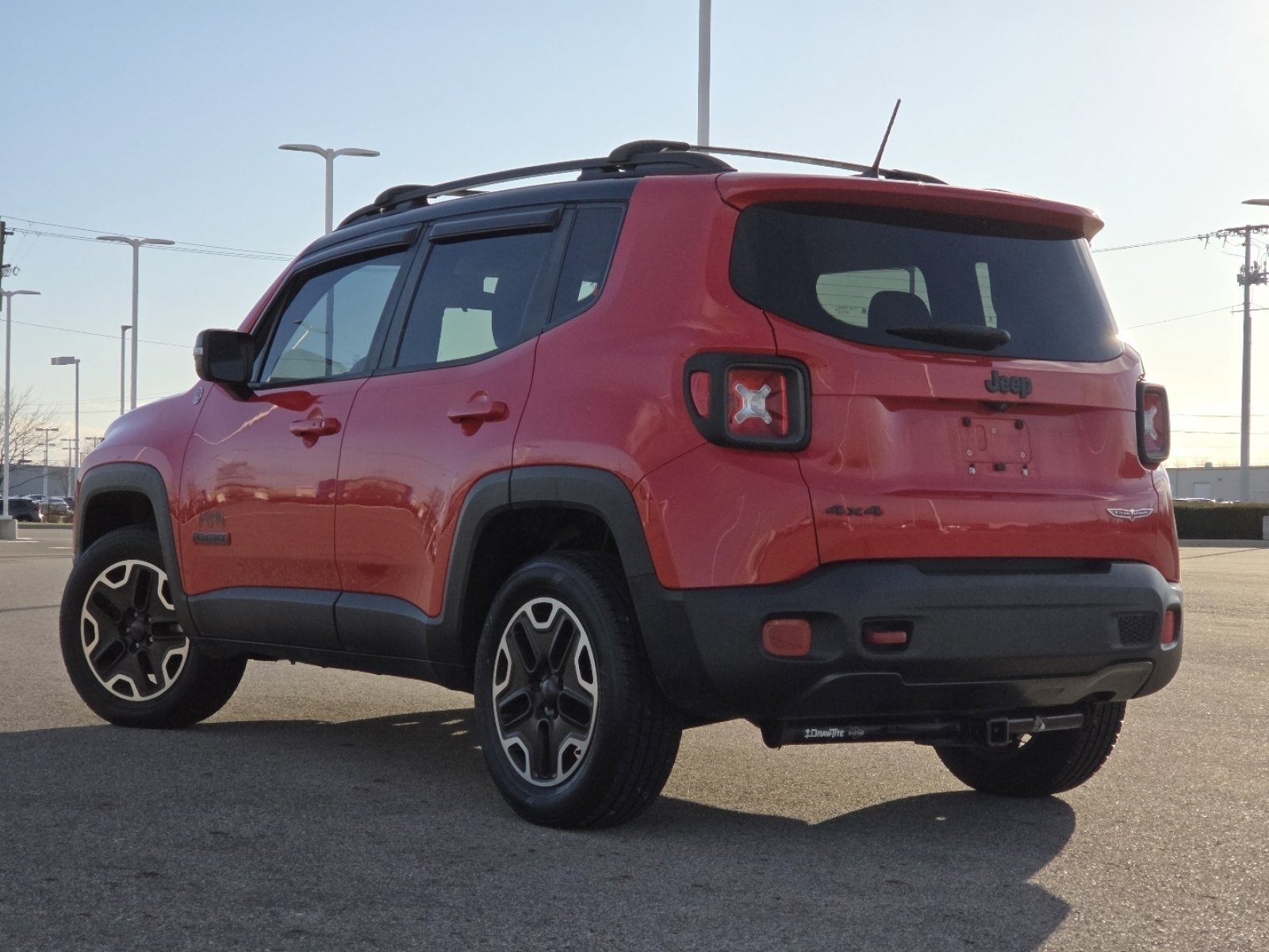 Used 2016 Jeep Renegade Trailhawk image 12