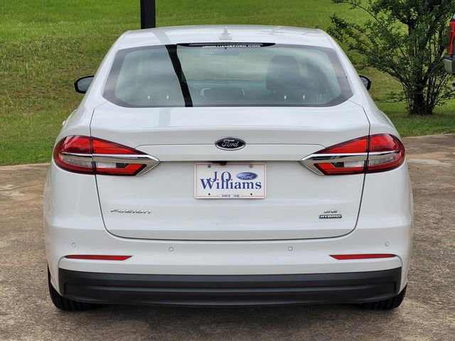 Used 2020 Ford Fusion SE FWD image 5