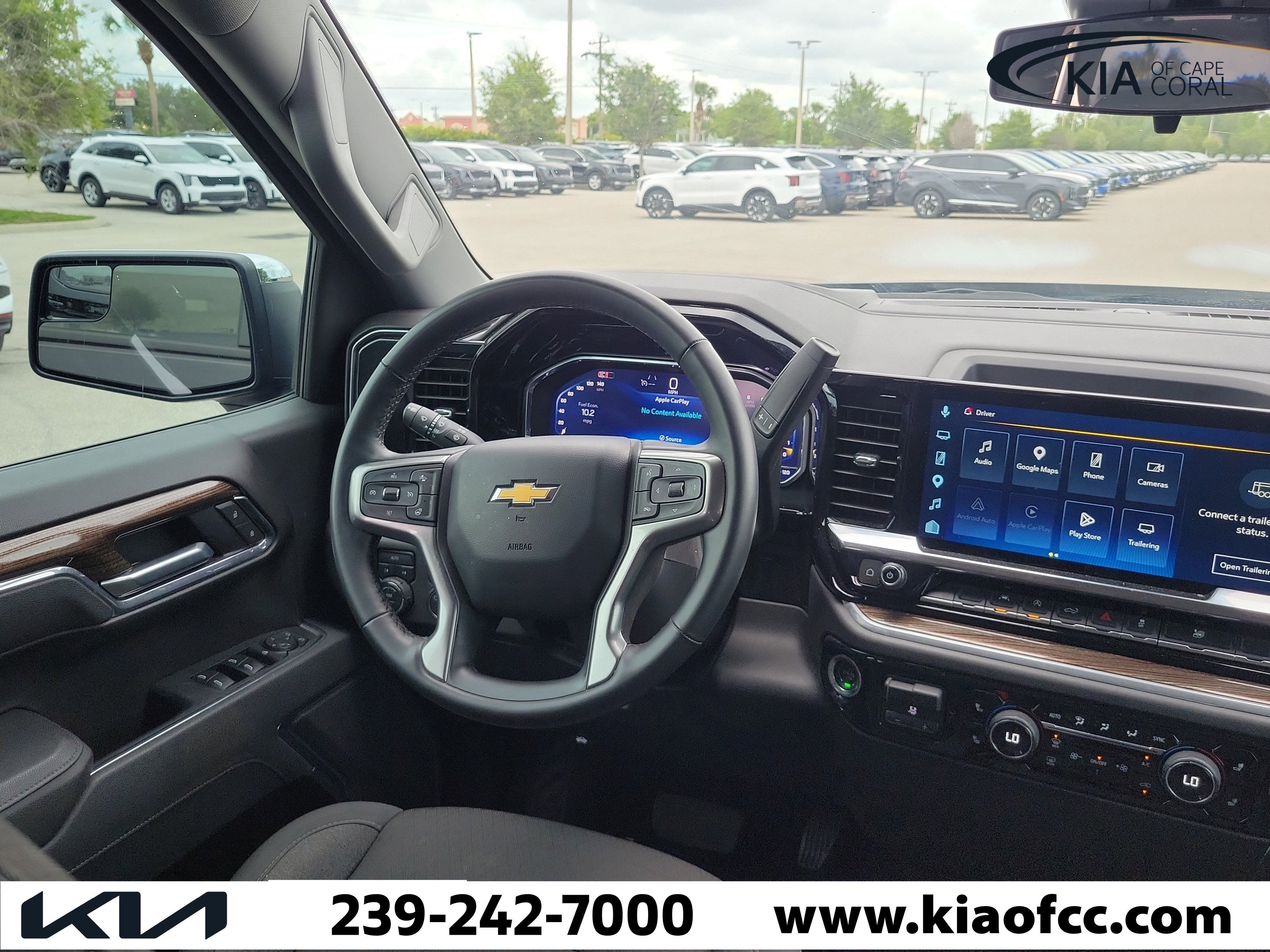 Used 2025 Chevrolet Silverado 1500 LT w/ Protection Package AWD/4WD image 16