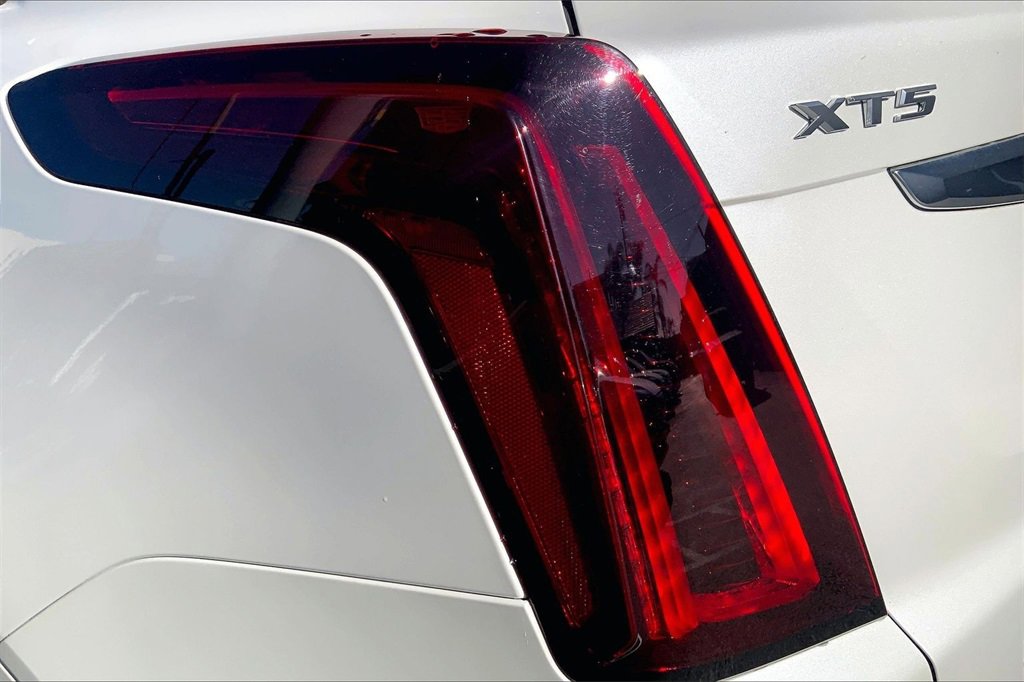 Certified 2023 Cadillac XT5 Premium Luxury w/ Technology Package image 27