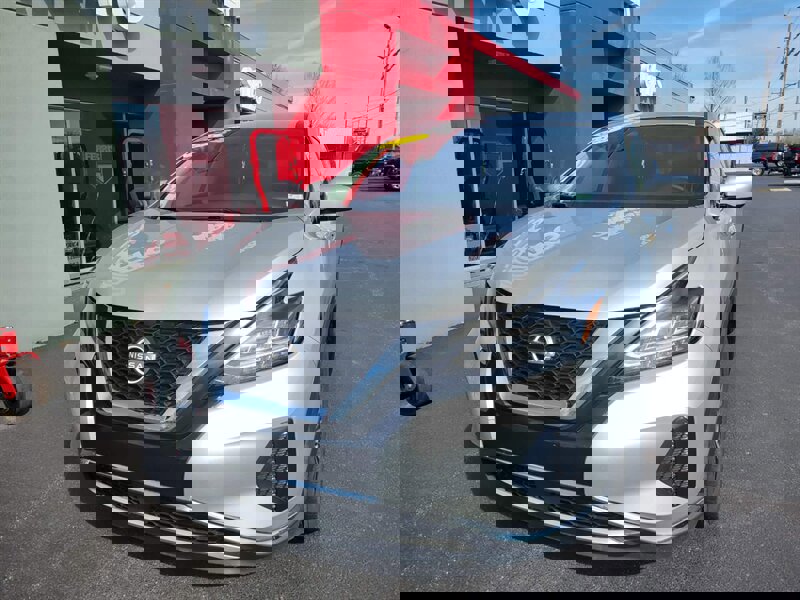 Used 2023 Nissan Murano S image 3