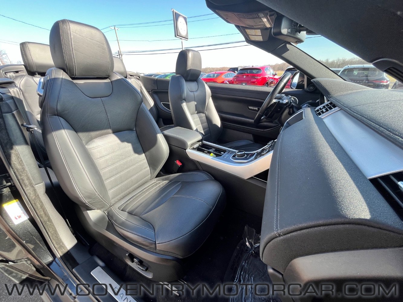 Used 2017 Land Rover Range Rover Evoque HSE Dynamic image 32