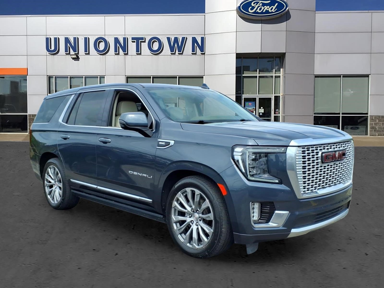 Used 2021 GMC Yukon Denali w/ Denali Ultimate Package AWD/4WD video 1