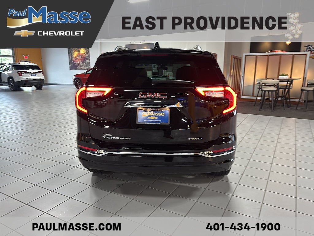 Certified 2023 GMC Terrain Denali w/ Black Diamond Edition AWD/4WD image 6