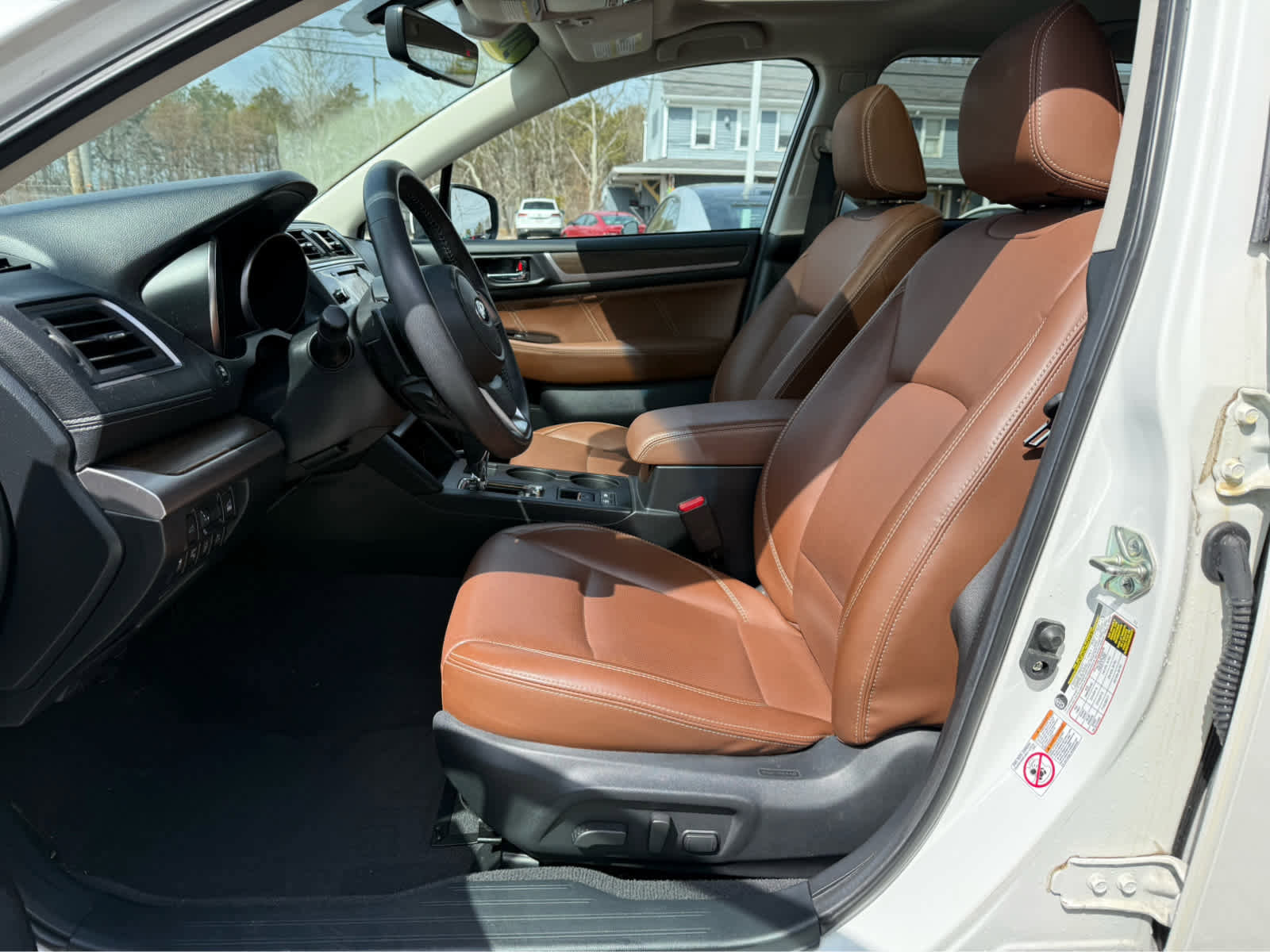 Used 2019 Subaru Outback 2.5i Touring image 11