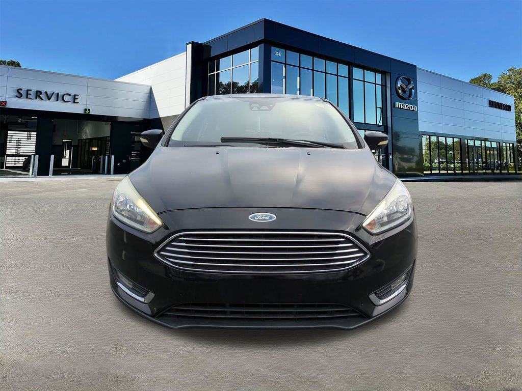 Used 2017 Ford Focus Titanium w/ Titanium Technology Package image 9