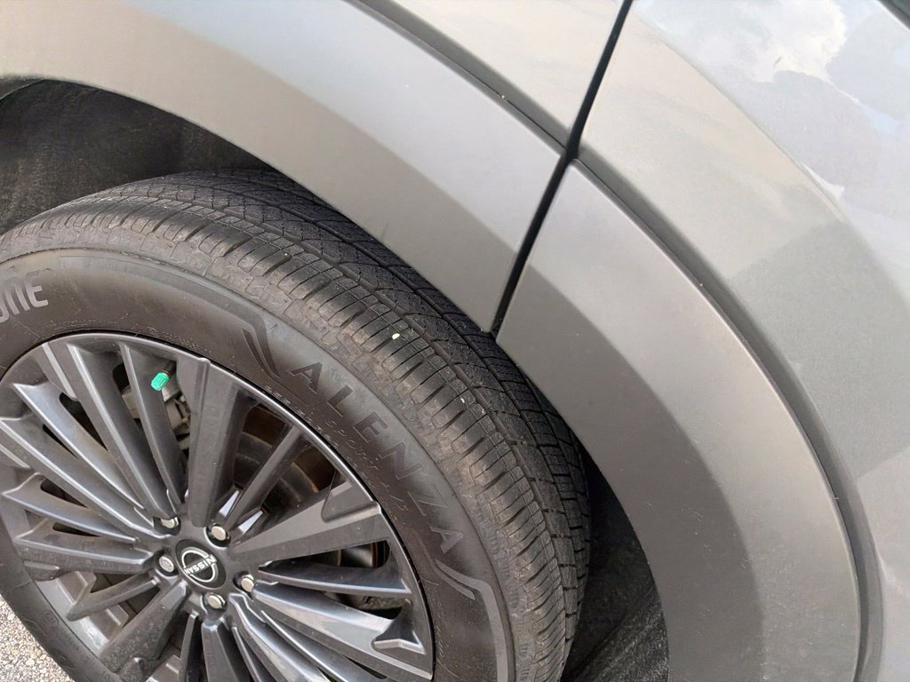 Used 2026 Nissan Pathfinder SL w/ SL Premium Package FWD image 12