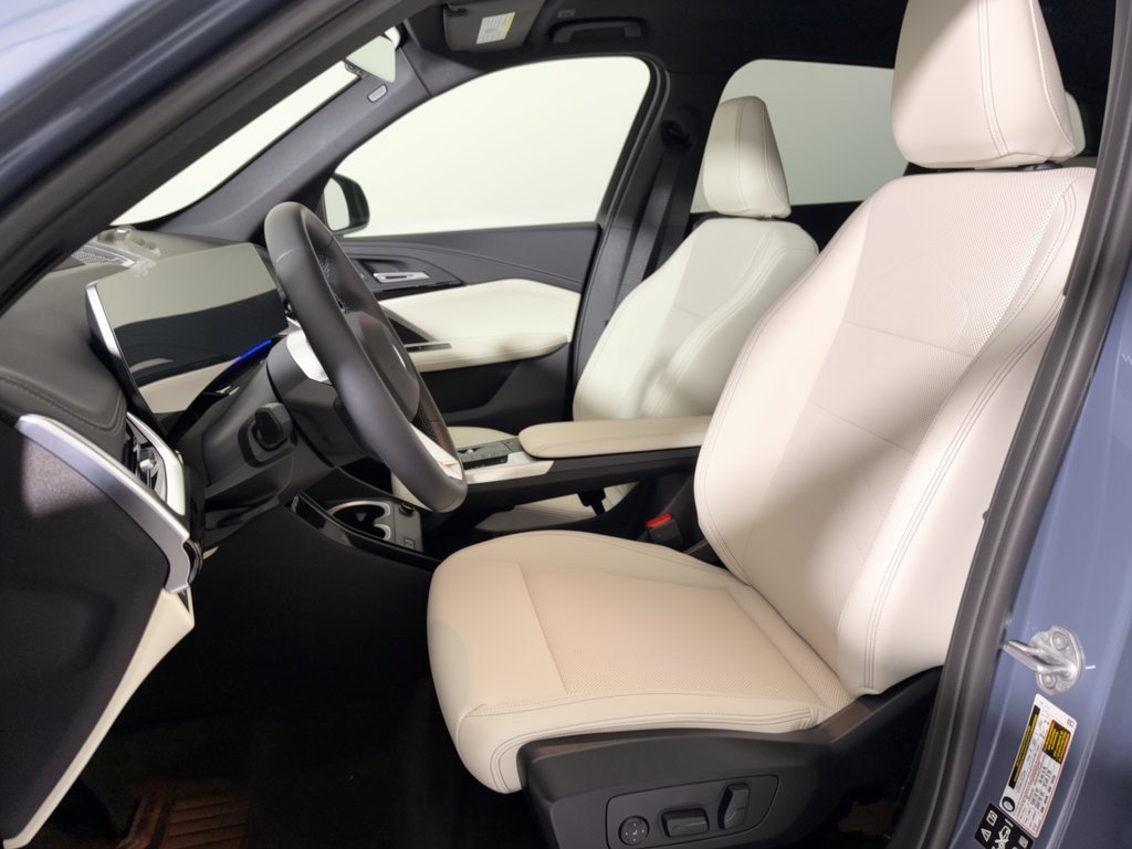 New 2026 BMW X1 xDrive28i w/ Technology Package AWD/4WD image 5