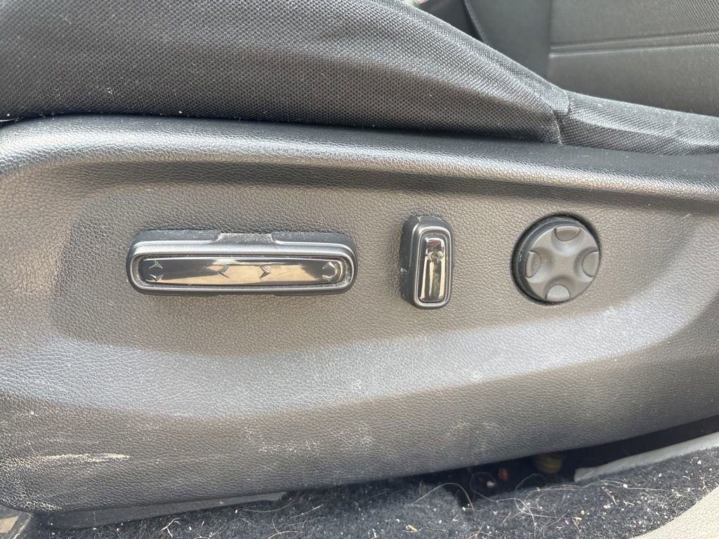 Used 2019 Honda CR-V EX image 17