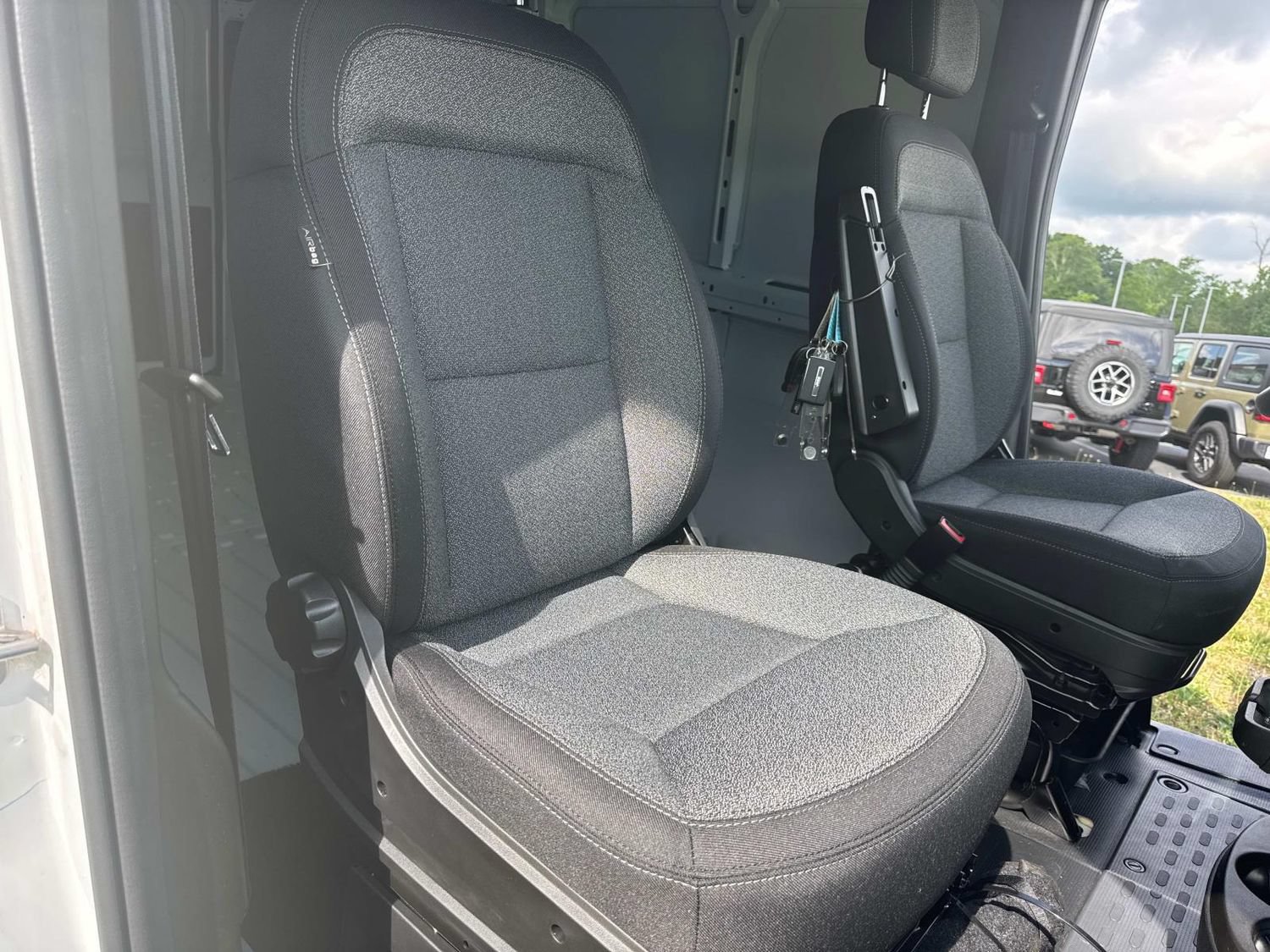 New 2026 RAM ProMaster 1500 w/ Convenience Group FWD image 25