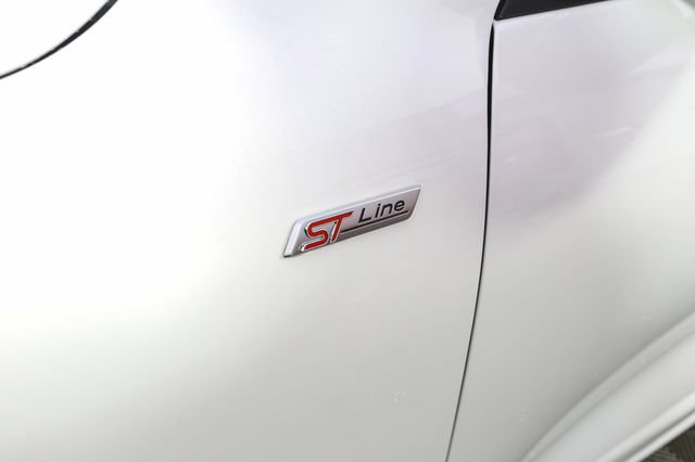 Used 2024 Ford Escape ST-Line w/ Tech Pack #1 AWD/4WD image 7