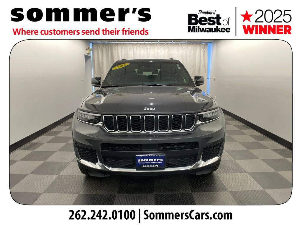Used 2025 Jeep Grand Cherokee L Laredo w/ Luxury Tech Group I AWD/4WD image 8