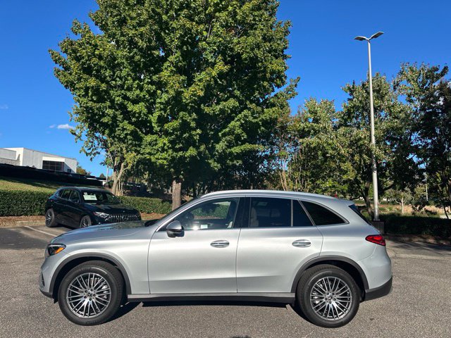 Used 2026 Mercedes-Benz GLC 300 image 8