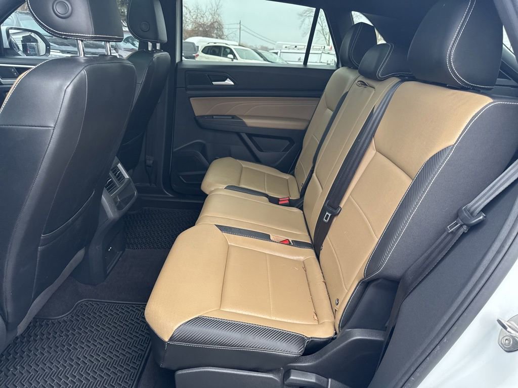 Used 2022 Volkswagen Atlas Cross Sport SE image 37
