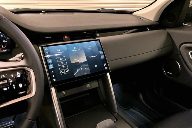 Certified 2025 Land Rover Discovery Sport S image 5