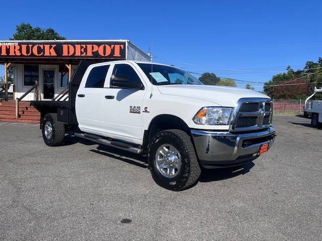 Used 2018 RAM 2500 Tradesman w/ Chrome Appearance Group AWD/4WD image 4