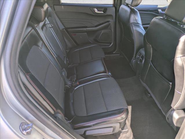 Used 2024 Ford Escape ST-Line image 19