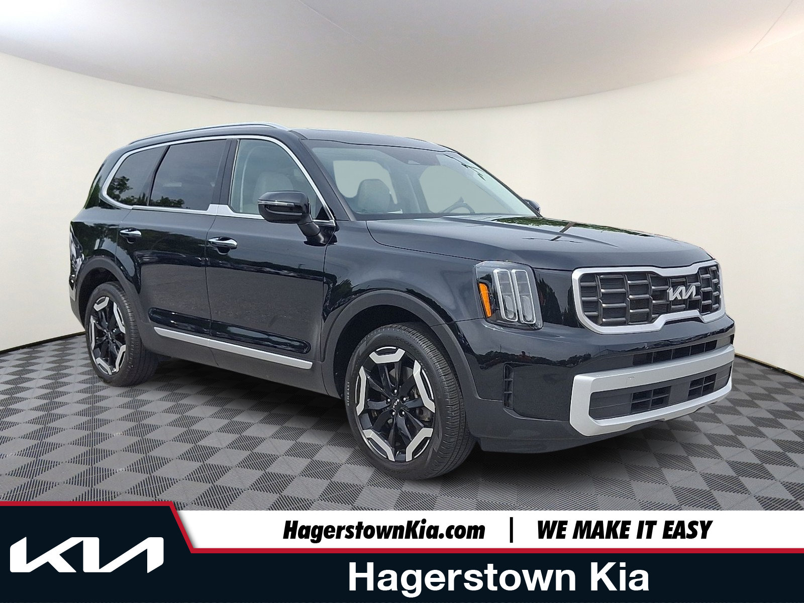 Certified 2025 Kia Telluride S