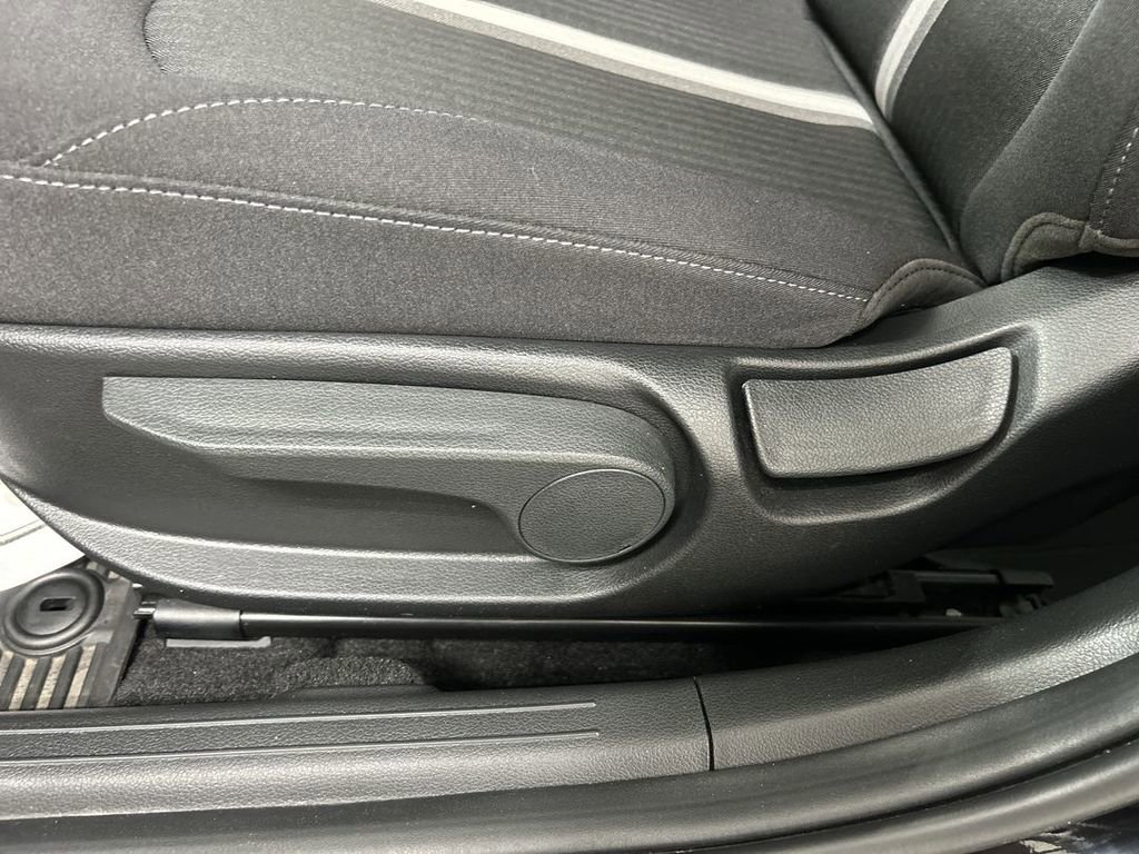 Used 2023 Hyundai Sonata SE FWD image 10