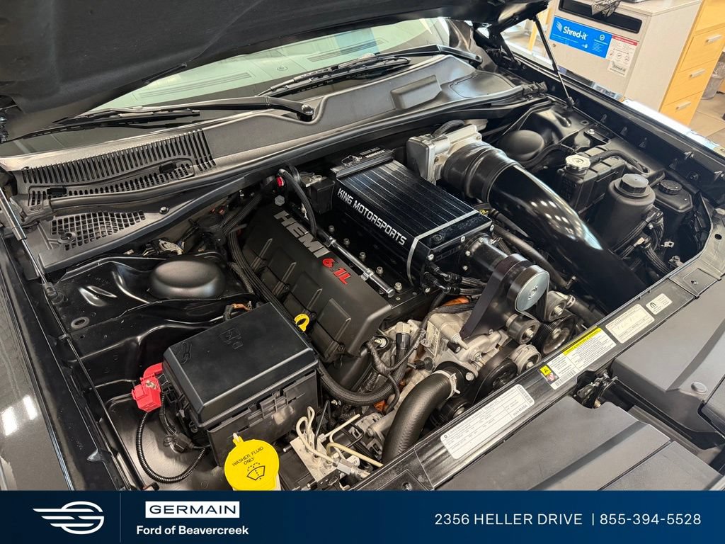 Used 2009 Dodge Challenger SRT8 RWD image 32